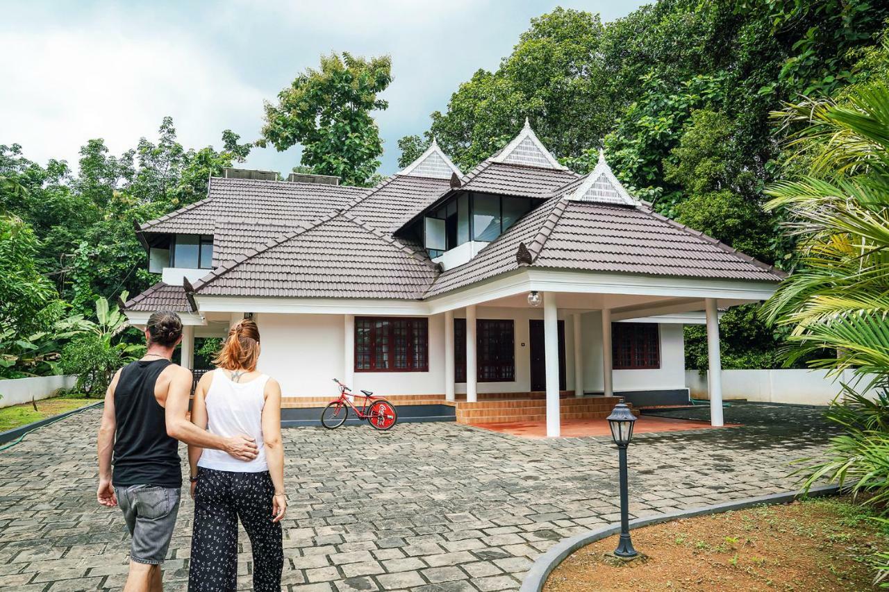 Thanal Premium Villa By - A Place To Call Your Home Muvattupuzha Ngoại thất bức ảnh