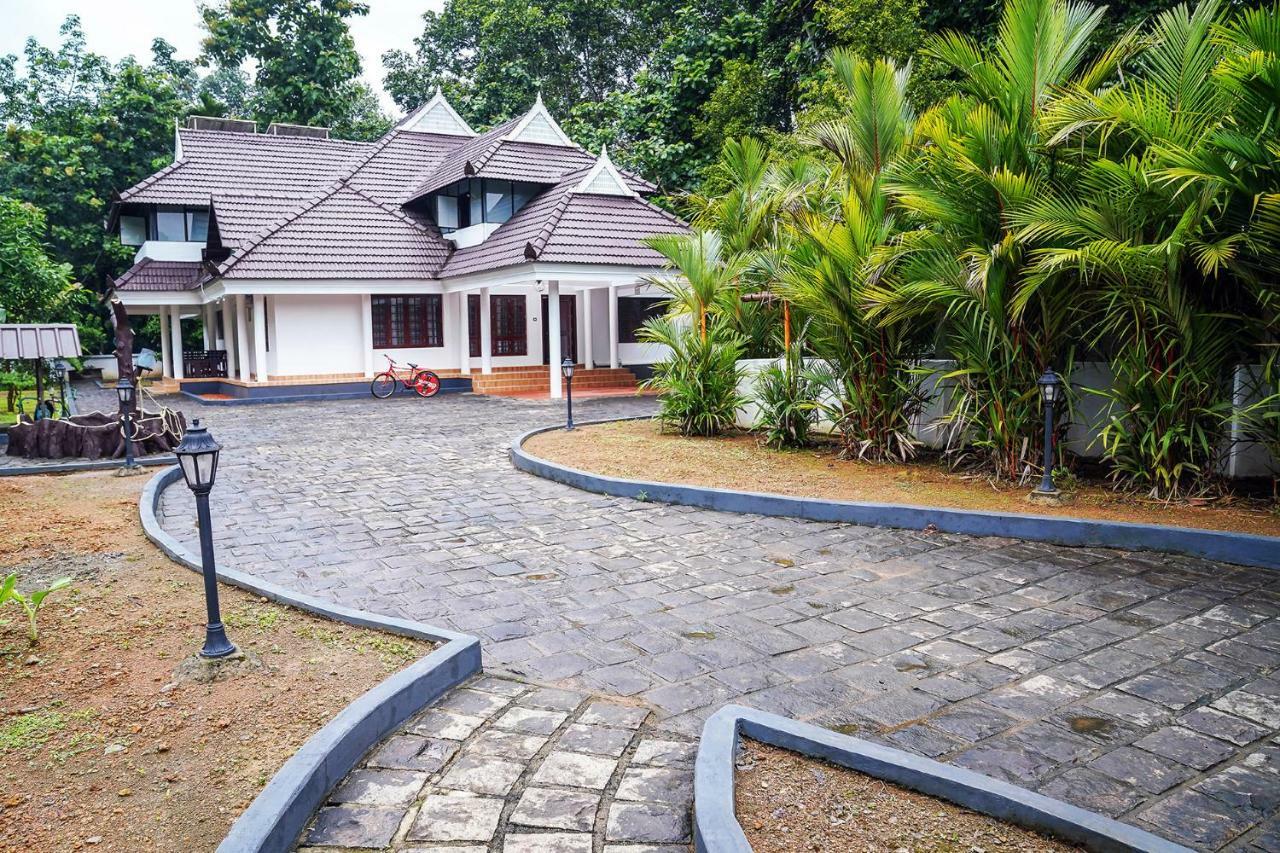 Thanal Premium Villa By - A Place To Call Your Home Muvattupuzha Ngoại thất bức ảnh
